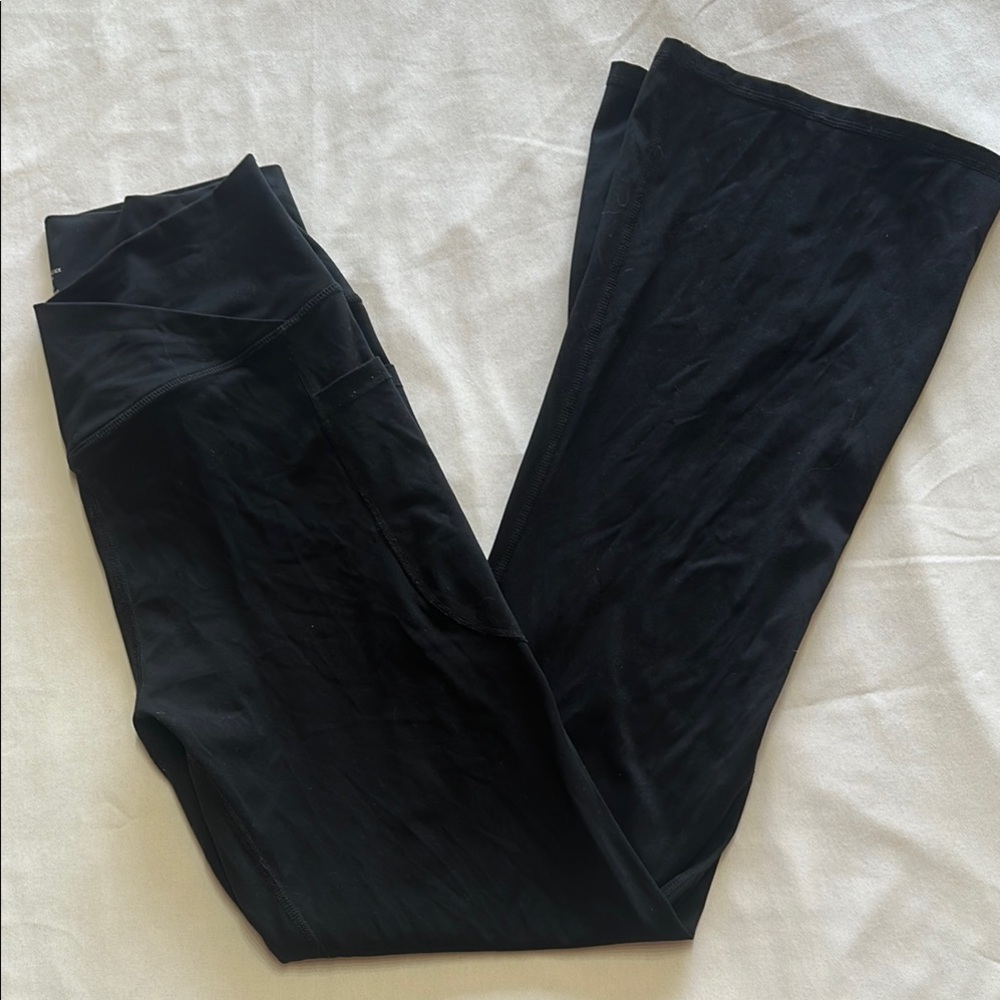 Stylish Black Yoga Pants